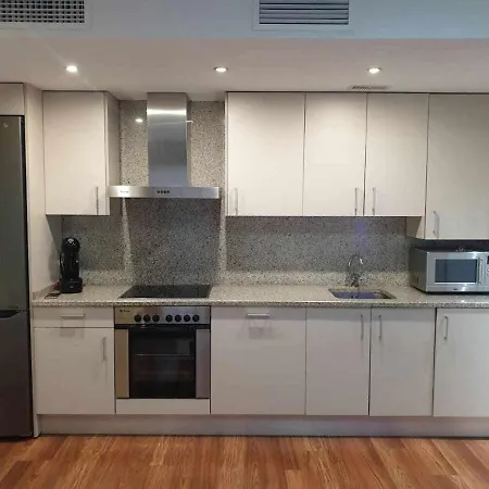 Centro Aparcamiento Gratuito Al Lado Del Pilar